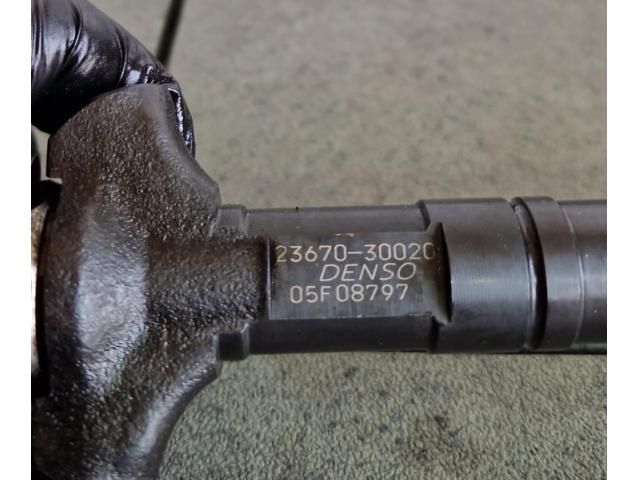 bontott TOYOTA LAND CRUISER Porlasztó (1 db)