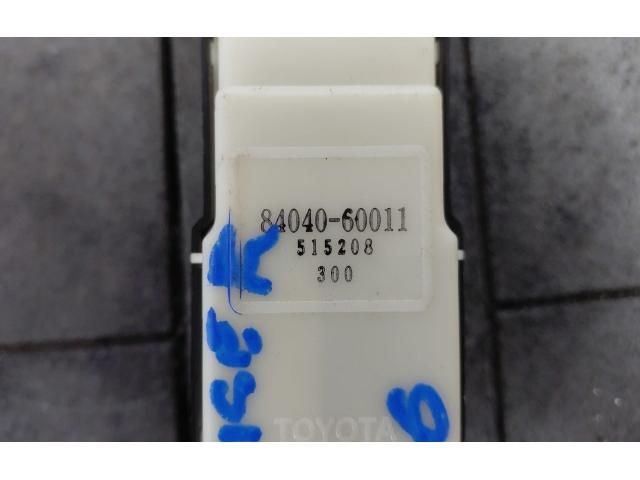 bontott TOYOTA LAND CRUISER Ablakemelő Kapcsoló Négyes / Kettes