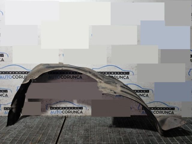 bontott TOYOTA LAND CRUISER Bal első Dobbetét (Kerékjárati, Műanyag)