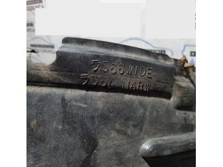 bontott TOYOTA LAND CRUISER Bal első Dobbetét (Kerékjárati, Műanyag)