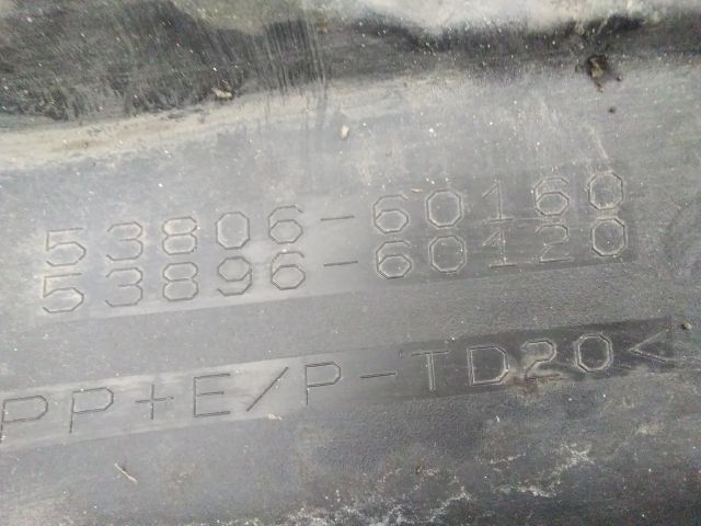 bontott TOYOTA LAND CRUISER Bal első Dobbetét (Kerékjárati, Műanyag)