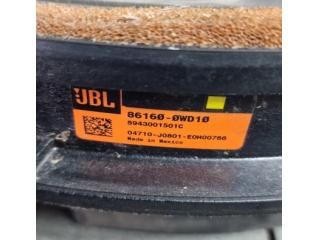 bontott TOYOTA LAND CRUISER Bal első Hangszóró