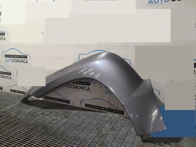 bontott TOYOTA LAND CRUISER Bal első Sárvédő Szélesítő