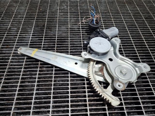 bontott TOYOTA LAND CRUISER Bal hátsó Ablakemelő Szerkezet (Elektromos)