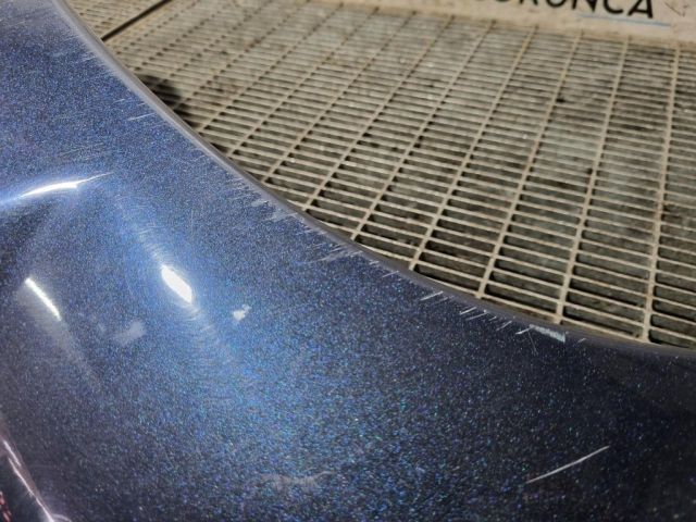 bontott TOYOTA LAND CRUISER Bal hátsó Sárvédő Díszléc