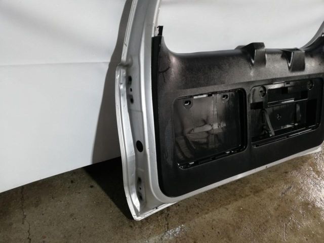 bontott TOYOTA LAND CRUISER Csomagtérajtó (Üres lemez)