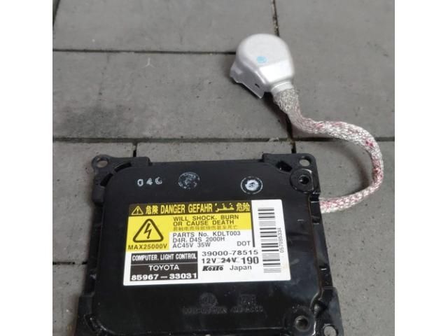 bontott TOYOTA LAND CRUISER Fényszóró Elektronika