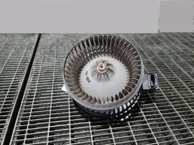 bontott TOYOTA LAND CRUISER Fűtőmotor (Klímás)