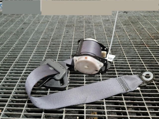 bontott TOYOTA LAND CRUISER Hátsó középső Biztonsági Öv