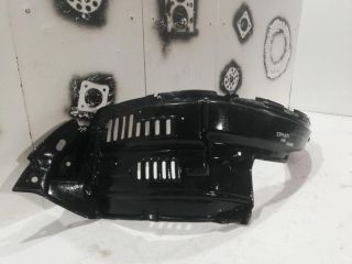 bontott TOYOTA LAND CRUISER Jobb első Dobbetét (Kerékjárati, Műanyag)