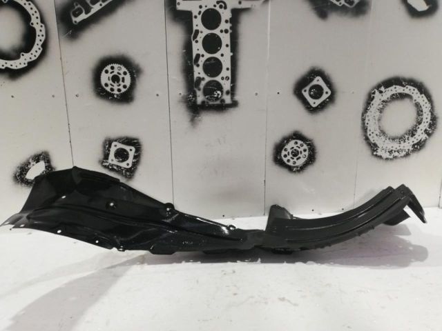 bontott TOYOTA LAND CRUISER Jobb első Dobbetét (Kerékjárati, Műanyag)