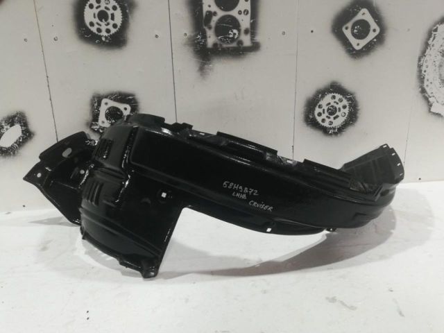 bontott TOYOTA LAND CRUISER Jobb első Dobbetét (Kerékjárati, Műanyag)