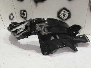 bontott TOYOTA LAND CRUISER Jobb első Dobbetét (Kerékjárati, Műanyag)