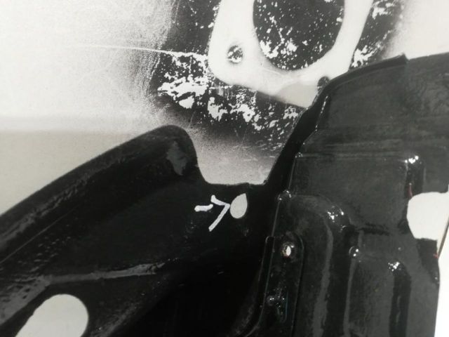 bontott TOYOTA LAND CRUISER Jobb első Dobbetét (Kerékjárati, Műanyag)