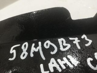 bontott TOYOTA LAND CRUISER Jobb első Dobbetét (Kerékjárati, Műanyag)