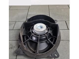 bontott TOYOTA LAND CRUISER Jobb első Hangszóró