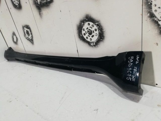 bontott TOYOTA LAND CRUISER Jobb első Küszöb Díszléc