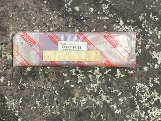 bontott TOYOTA LAND CRUISER Jobb hátsó Lámpabúra