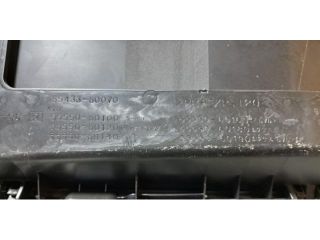 bontott TOYOTA LAND CRUISER Kesztyűtartó