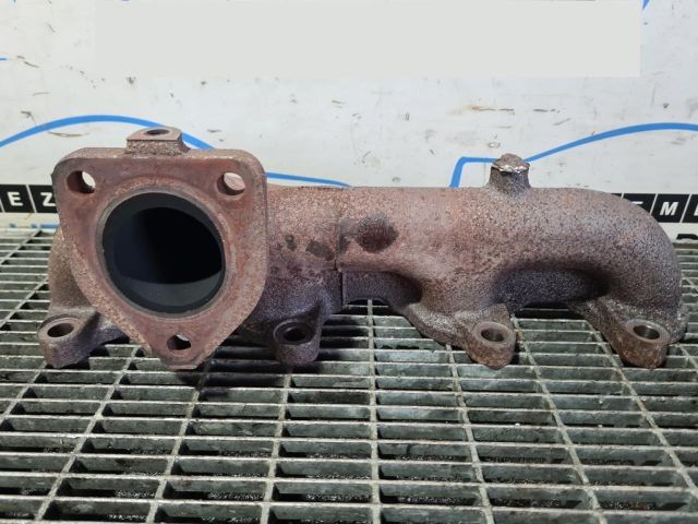 bontott TOYOTA LAND CRUISER Kipufogó Közösítő