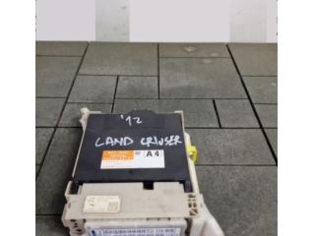 bontott TOYOTA LAND CRUISER Komfort Elektronika