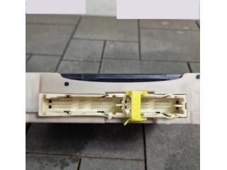 bontott TOYOTA LAND CRUISER Komfort Elektronika