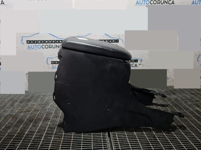 bontott TOYOTA LAND CRUISER Könyöklő