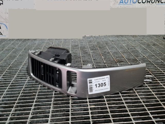 bontott TOYOTA LAND CRUISER Középső Szellőző