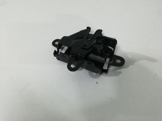 bontott TOYOTA LAND CRUISER Motorháztető Zárszerkezet