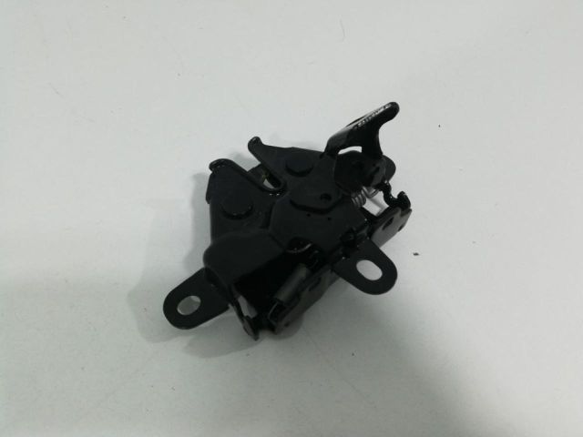 bontott TOYOTA LAND CRUISER Motorháztető Zárszerkezet