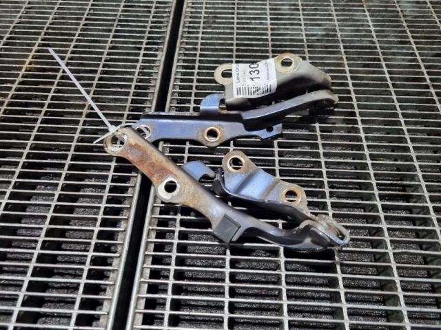 bontott TOYOTA LAND CRUISER Motorháztető Zsanér Pár