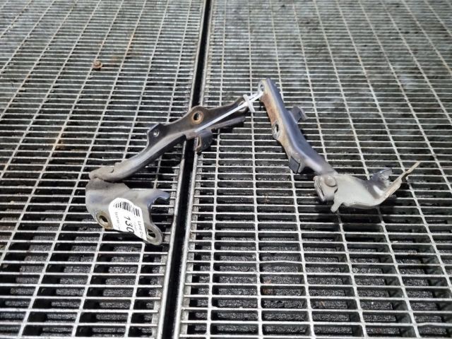 bontott TOYOTA LAND CRUISER Motorháztető Zsanér Pár