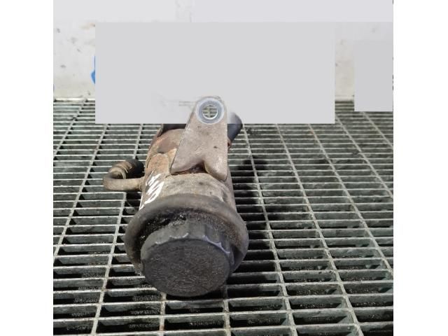 bontott TOYOTA LAND CRUISER Szervóolaj Tartály