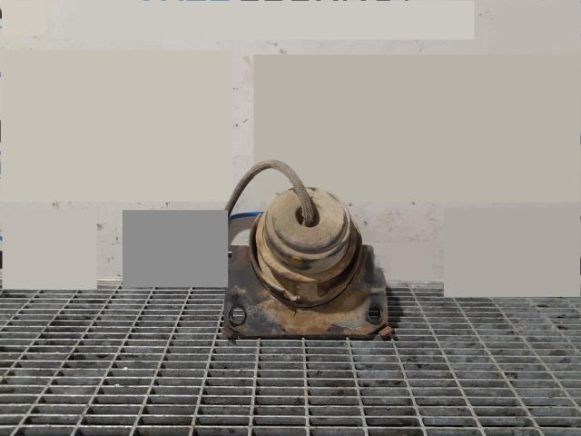 bontott TOYOTA LAND CRUISER Tartó Bak