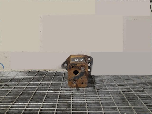 bontott TOYOTA LAND CRUISER Tartó Bak