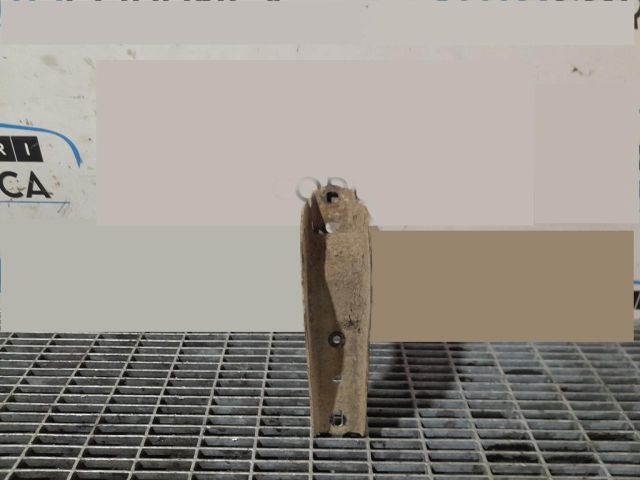 bontott TOYOTA LAND CRUISER Tartó Bak