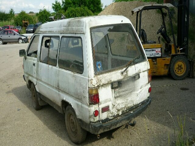 bontott TOYOTA LITEACE Motor (Fűzött blokk hengerfejjel)