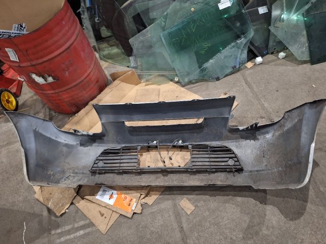 bontott TOYOTA MR 2 Hátsó Lökhárító (Részeivel)