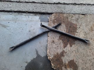 bontott TOYOTA MR 2 Toronymerevítő