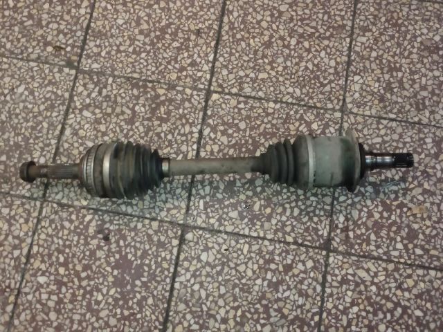 bontott TOYOTA PICNIC Bal Féltengely