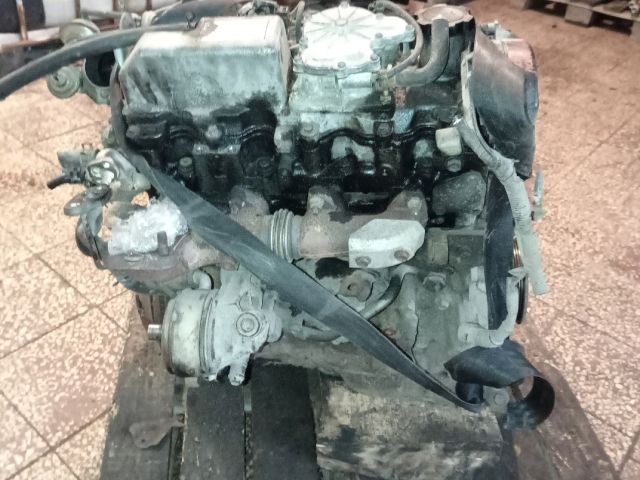 bontott TOYOTA PICNIC Motor (Fűzött blokk hengerfejjel)