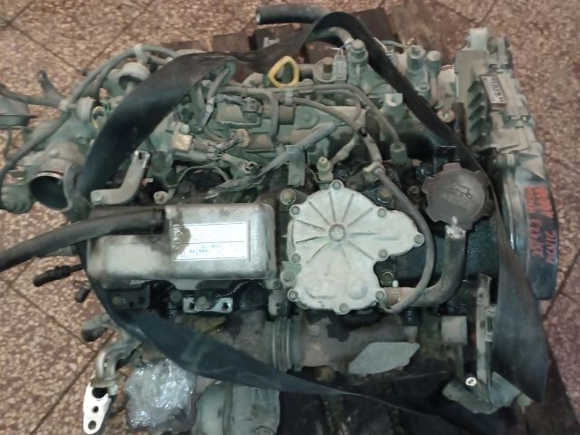 bontott TOYOTA PICNIC Motor (Fűzött blokk hengerfejjel)