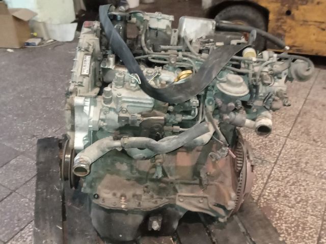 bontott TOYOTA PICNIC Motor (Fűzött blokk hengerfejjel)