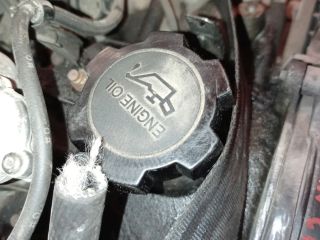 bontott TOYOTA PICNIC Olajbeöntő Sapka