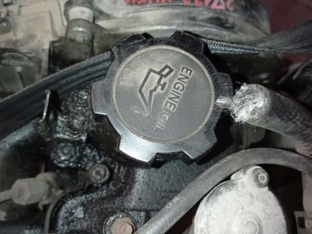 bontott TOYOTA PICNIC Olajbeöntő Sapka