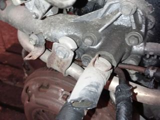 bontott TOYOTA PICNIC Termosztátház