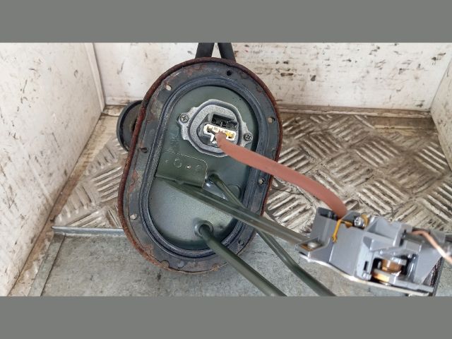 bontott TOYOTA PICNIC Üzemanyagszint Jeladó