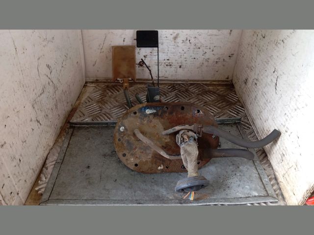 bontott TOYOTA PICNIC Üzemanyagszint Jeladó