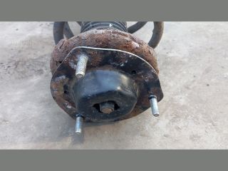 bontott TOYOTA PREVIA Bal első Gólyaláb (Lengécsillapító, Rugó)