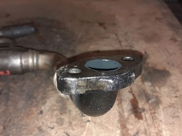 bontott TOYOTA PREVIA EGR Hűtő Cső